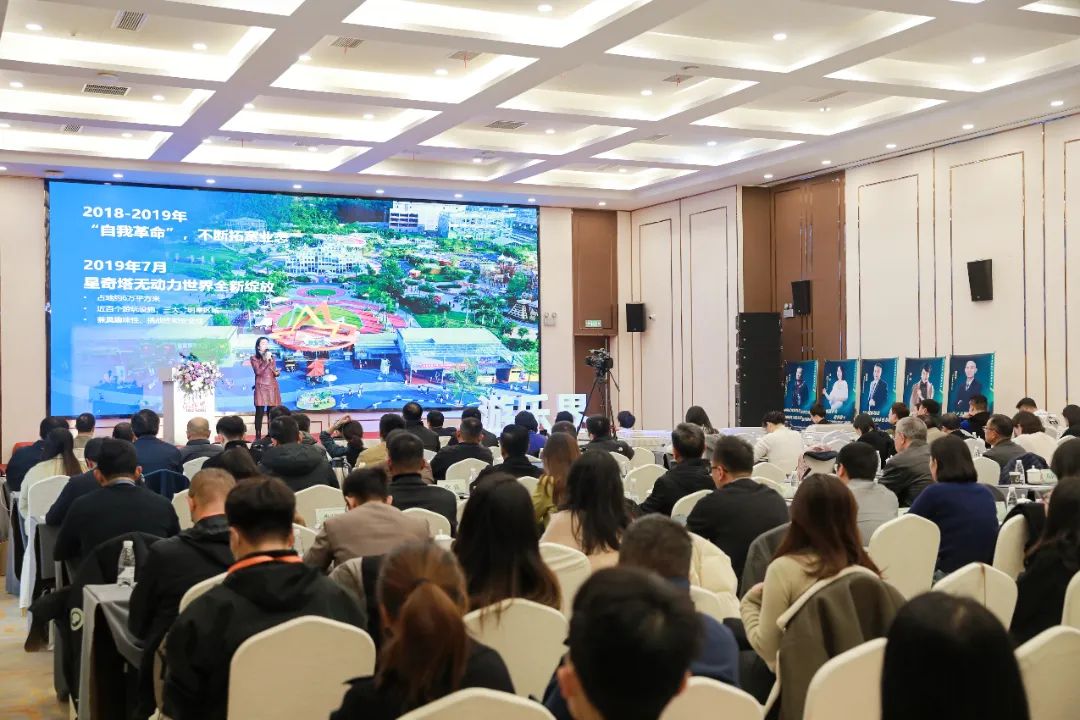 金冠荣耀，见证卓越！jinnianhui今年会游乐斩获两项重量级大奖